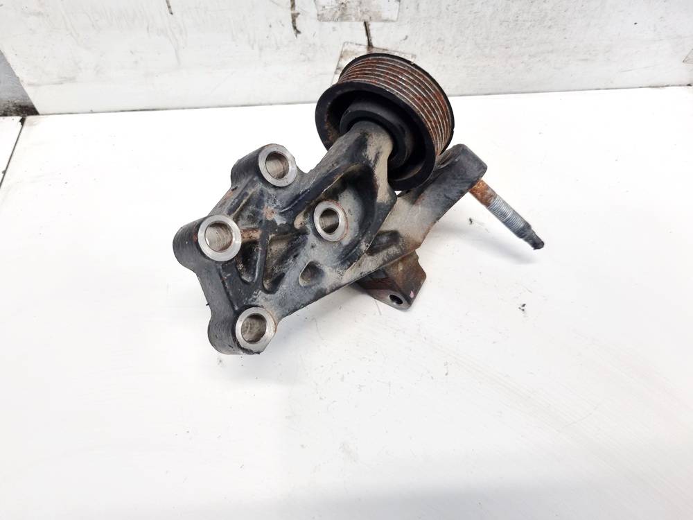 123150R020 Toyota Avensis 2011 Variklio kronsteinas ir Greiciu dezes kronsteinas - Thumbnail 3