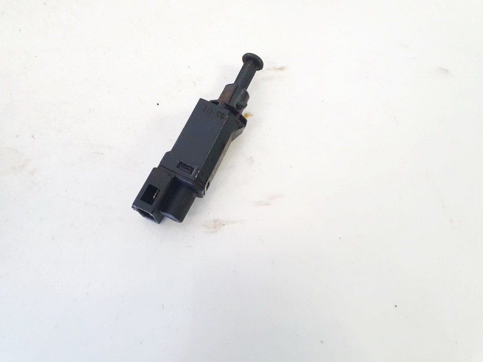 1H0MW0 Volkswagen Golf 1999 Brake Light Switch (sensor) - Switch (Pedal Contact)