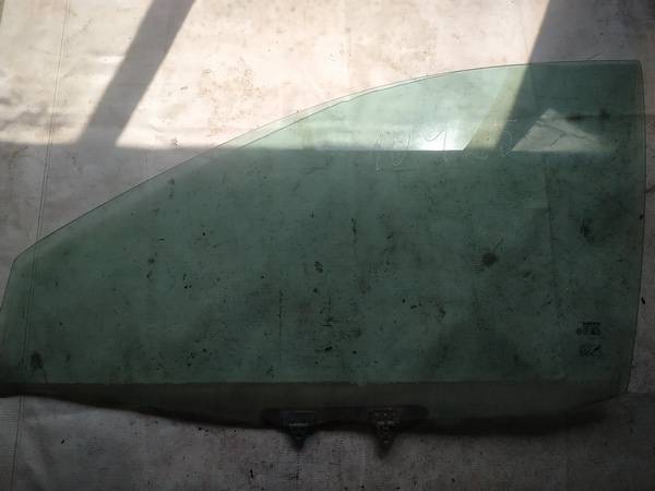 AS2 Nissan Almera Tino 2003 Seitenscheibe Fenster Seiten Scheibe Vorne Linke