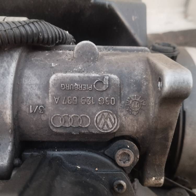 03G129637A Volkswagen Passat 2007 EGR Valve Exhaust Gas