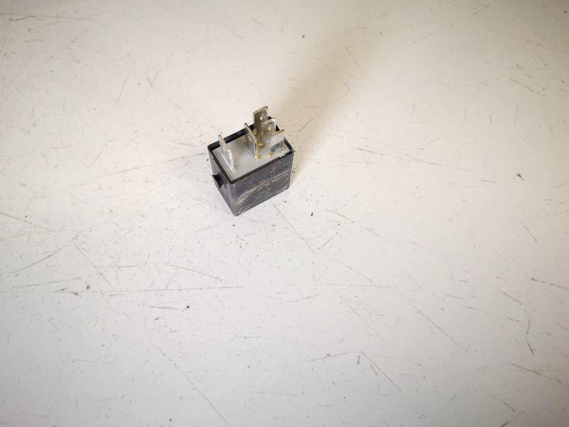 4H0951253C Seat Ibiza 2016 Relay module - Thumbnail 2