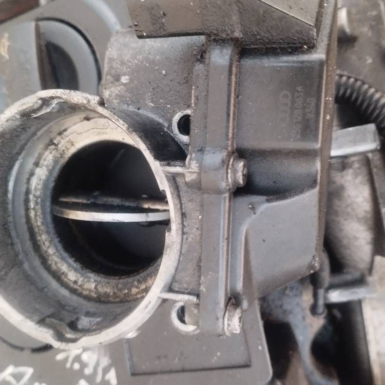 03G128063A Volkswagen Passat 2007 Stellantrieb Wirbelsteuerung Ventil (Drosselklappe) - Thumbnail 3