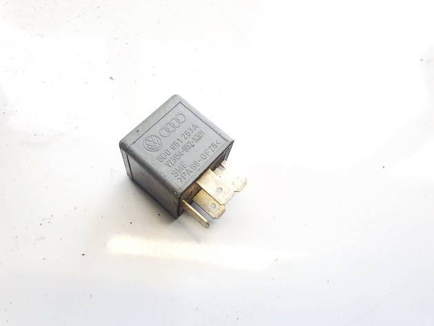 8D0951253A Volkswagen Passat 2001 Relay module - Thumbnail 2