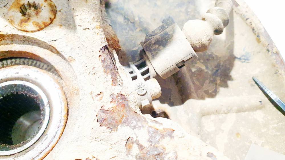 Skoda Octavia 2007 Capteur vitesse de roue - ABS Avant Droite - Thumbnail 2