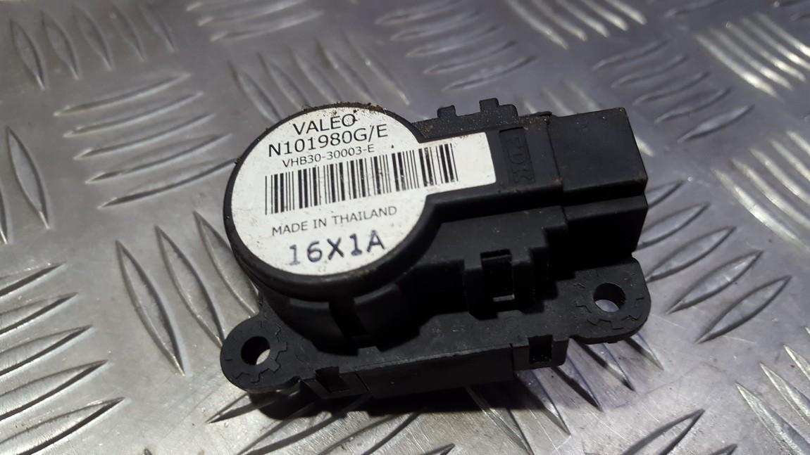 N101980GE Citroen C3 Picasso 2010 Actionneur moteur volet ventilateur chauffage