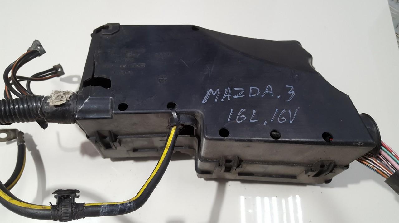 518818109 Mazda 3 2003 Fuse box - Thumbnail 2