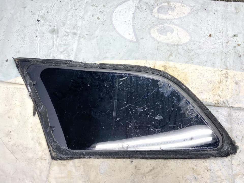 43R00021 Volvo V40 2001 Corner quarter window glass - REAR RIGHT - Thumbnail 2