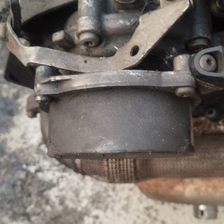 057145100 Audi A6 2005 Stabdziu vakuumo siurblys - Thumbnail 2