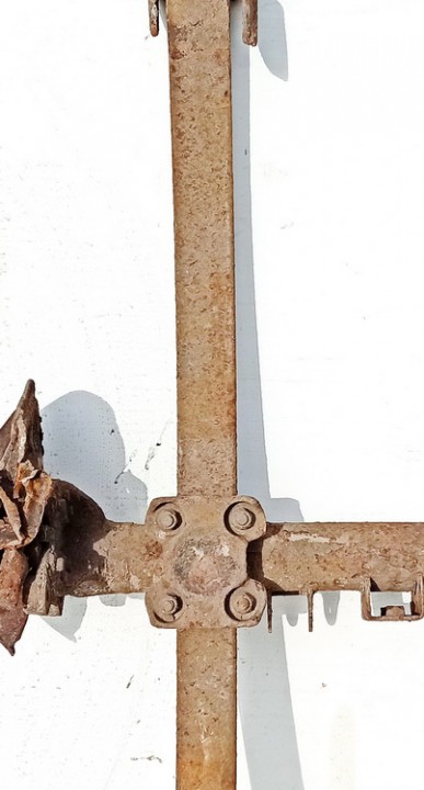 Volkswagen Caddy 2005 Aizmugurē lāgas/Resori - AIZMUGURE - Thumbnail 3