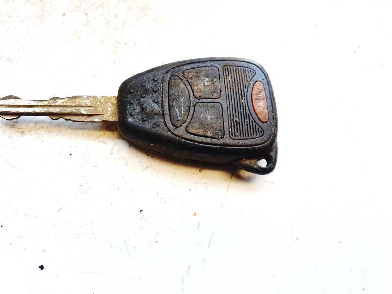 Chrysler Pacifica 2004 Remote Key - Thumbnail 3