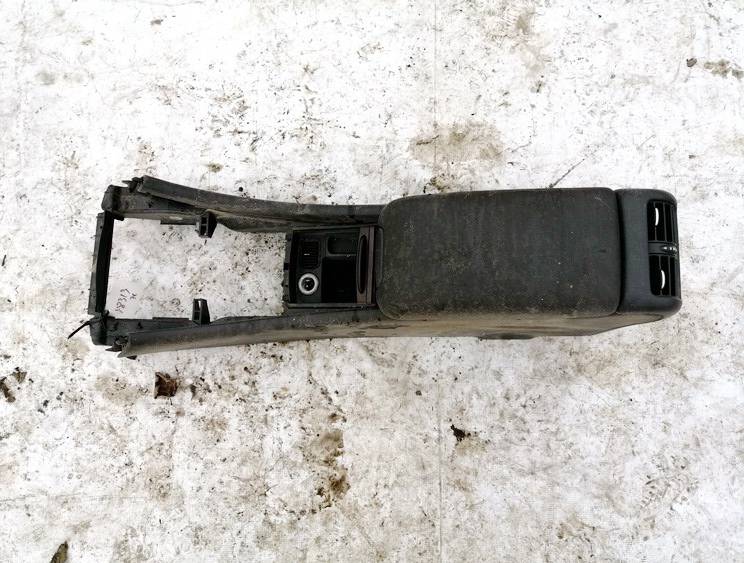 E037611021 Mercedes-Benz C-CLASS 2001 Porankis