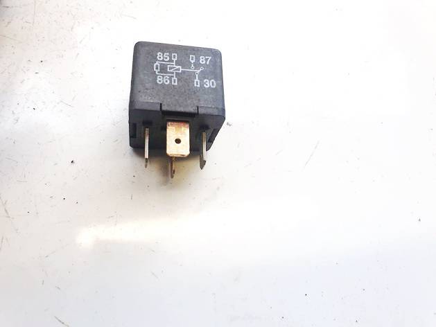 8D0951253A Volkswagen Passat 2001 Relay module - Thumbnail 2