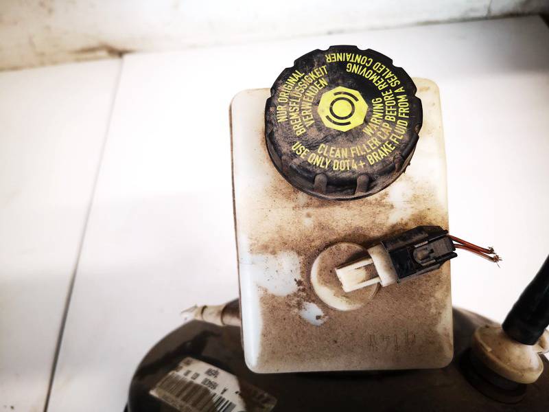 A1694300202 Mercedes-Benz A-CLASS 2010 Bremžu šķidruma rezervuārs