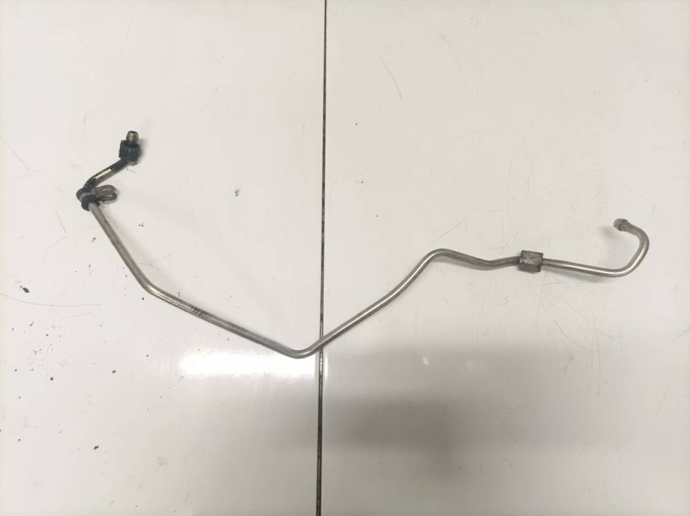 Audi A4 2010 Fuel tube (tube injector)