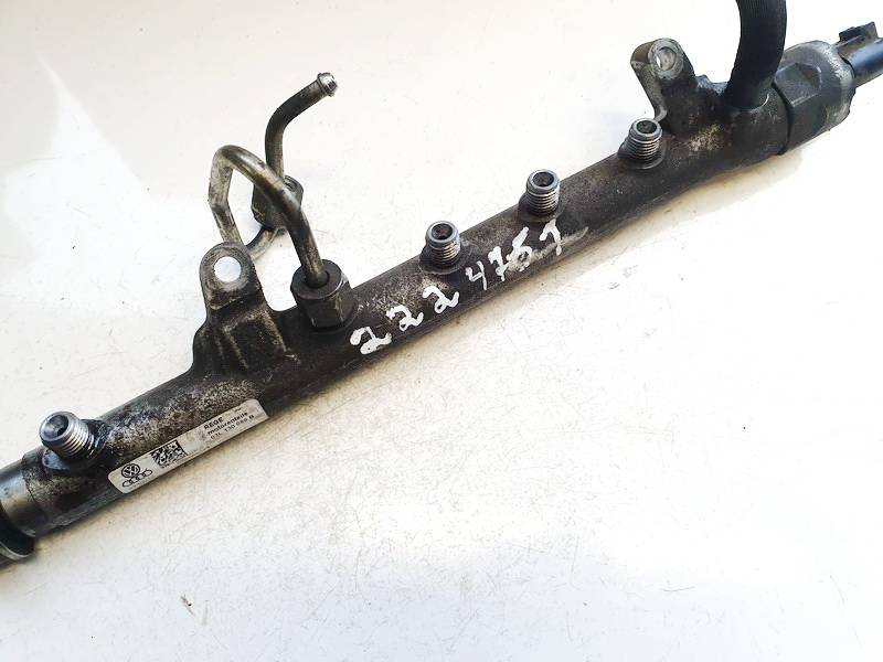 03L130089B Skoda Fabia 2012 Fuel injector rail (injectors)(Fuel distributor)