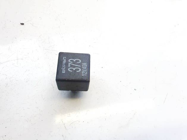 8D0951253A Volkswagen Passat 2001 Relay module
