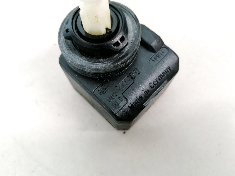00883000 00883000 Headlighth Levell Range Adjustment Motor Opel Vectra