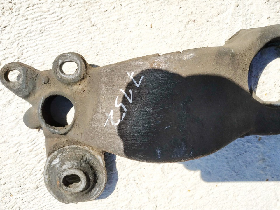 Audi A4 2004 Wspornik silnika - Thumbnail 3