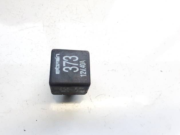 8D0951253A Volkswagen Passat 2001 Relay module