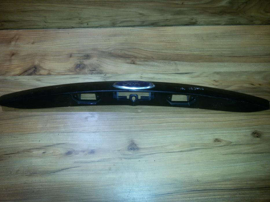 1S71F43400AM Ford Mondeo 2005 Door handle tailgate boot trim strip cover - REAR