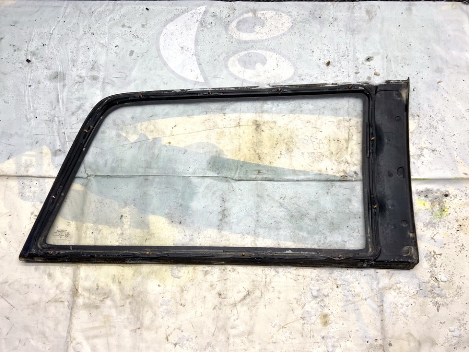43R00021 Opel Omega 1988 Corner quarter window glass - REAR LEFT - Thumbnail 2