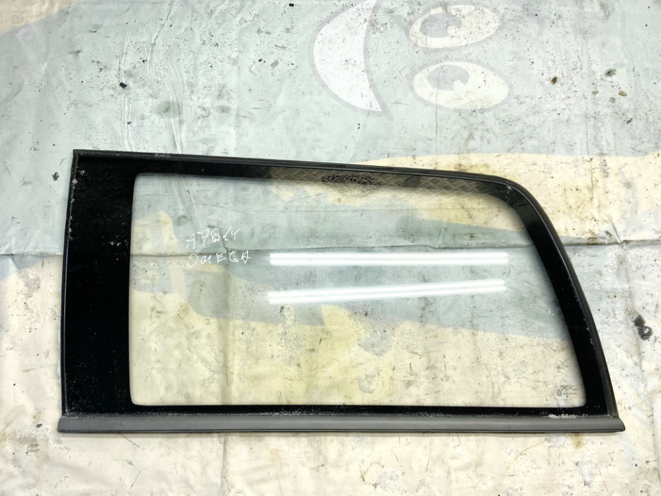 43R00021 Opel Omega 1988 Corner quarter window glass - REAR LEFT