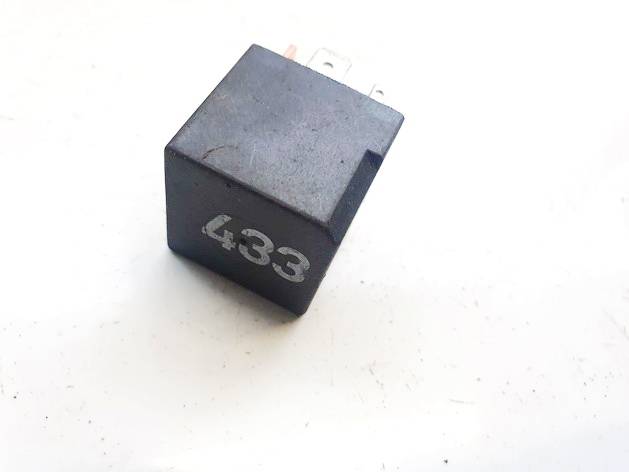 3D0951253A Audi A3 2005 Relay module - Thumbnail 2