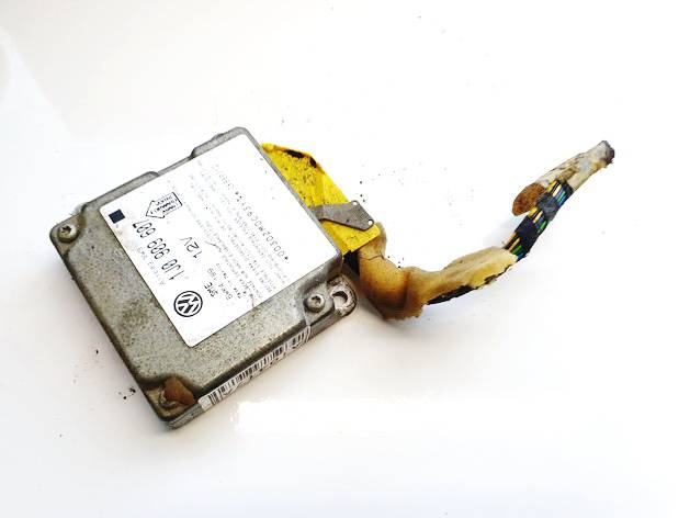 1J0909607 Volkswagen Passat 1998 CALCULATEUR AIRBAG - Thumbnail 2