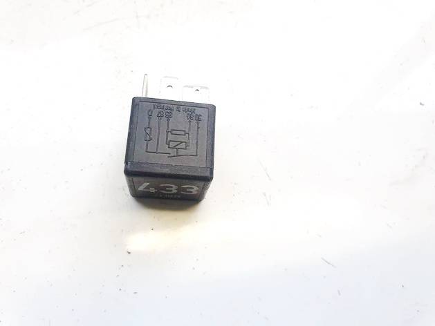 3D0951253A Audi A3 2005 Relay module