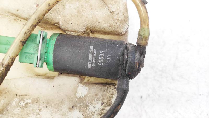 90095 Peugeot 206 2008 Windshield Windscreen Washer Pump - Thumbnail 2