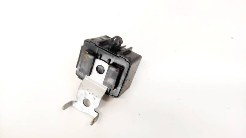 8665041010 Toyota Avensis Verso 2001 Relay module - Thumbnail 3