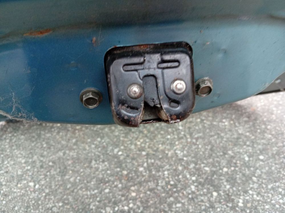 Nissan Almera 2000 Takaluukun lukko - TAKANA - Thumbnail 3