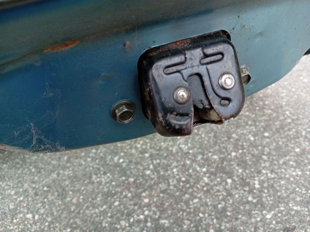 Nissan Almera 2000 Takaluukun lukko - TAKANA - Thumbnail 4