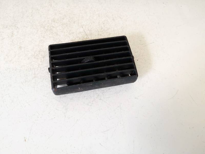 1J0819719B Volkswagen Golf 2001 Dash Vent (Air Vent Grille)