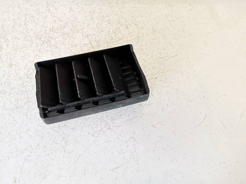 1J0819719B Volkswagen Golf 2001 Dash Vent (Air Vent Grille) - Thumbnail 2