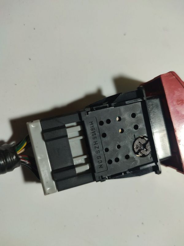M16155HZSS3N Honda Jazz 2005 Hazard switch - Thumbnail 2