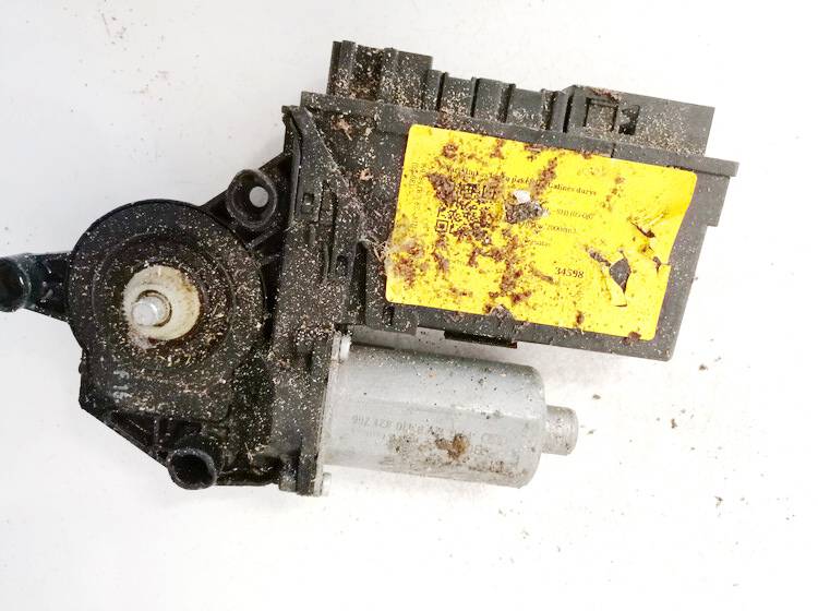 102238XXX Volkswagen Golf 2000 Durvju loga pacēlāja motors - AIZMUGURE PA LABI - Thumbnail 2