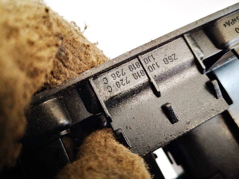 1J0819736C Volkswagen Golf 1999 Dash Vent (Air Vent Grille) - Thumbnail 3