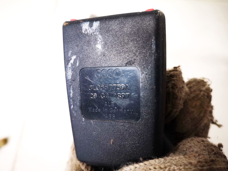 8L0857739A Audi A3 1997 Seat belt holder (Seat belt Buckle) -  REAR MIDDLE - Thumbnail 3