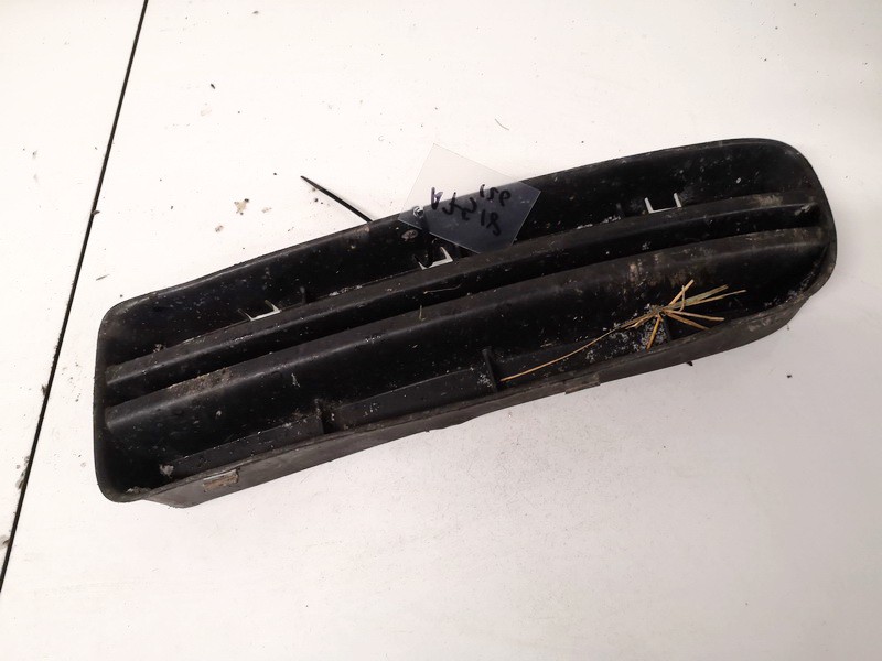 1U0807367C Skoda Octavia 2001 Bumper Grille - FRONT LEFT