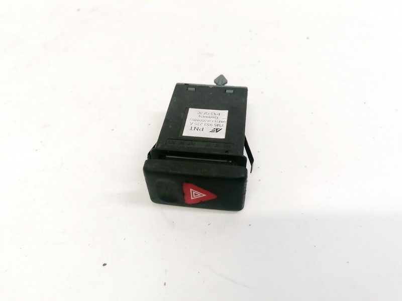 7M5953235A Ford Galaxy 2001 Hazard switch