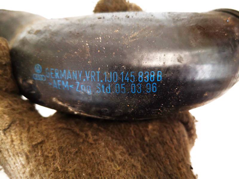 1J0145838B Volkswagen Golf 1999 TURBO INTERCOOLER PIPE HOSE - Thumbnail 3