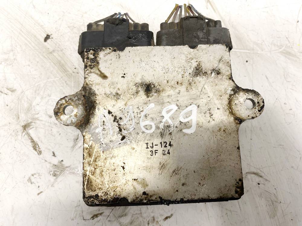 RF5C18701A Audi A6 1997 Polttoainesuuttimien ohjausyksikkö (tietokone) - Thumbnail 3