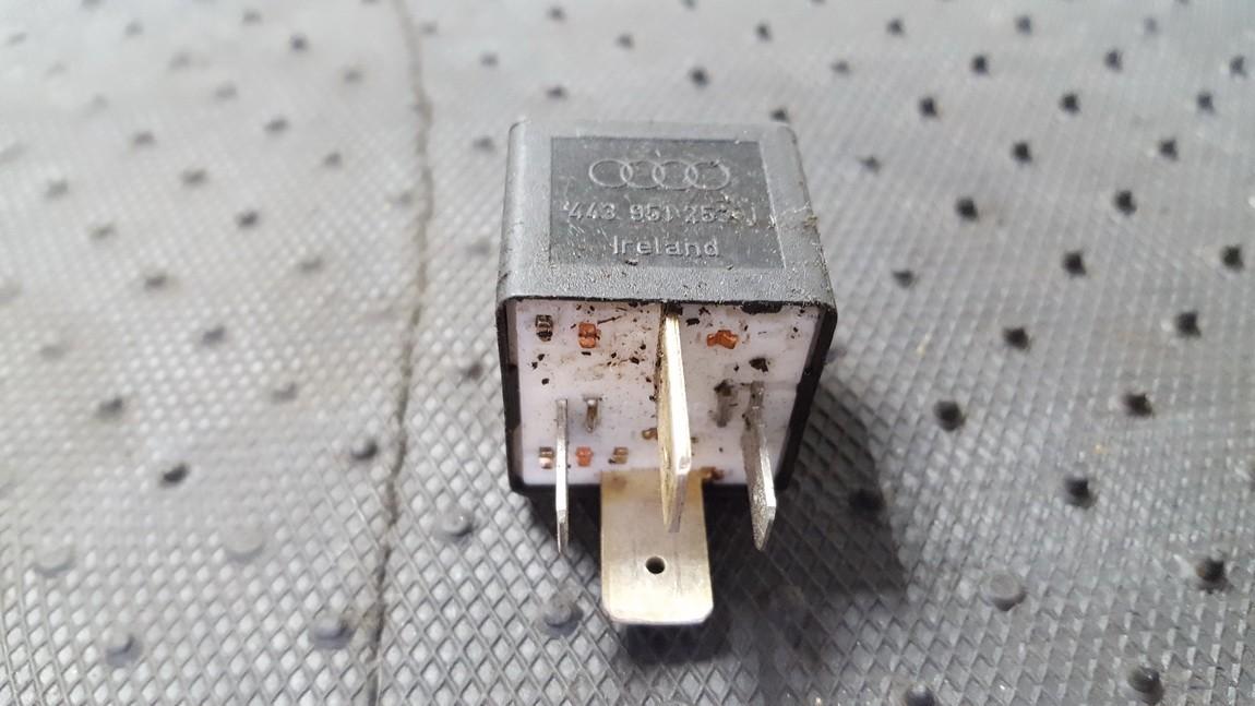 443951253J 899511000 Relay module Volkswagen Passat 1999 1.8L