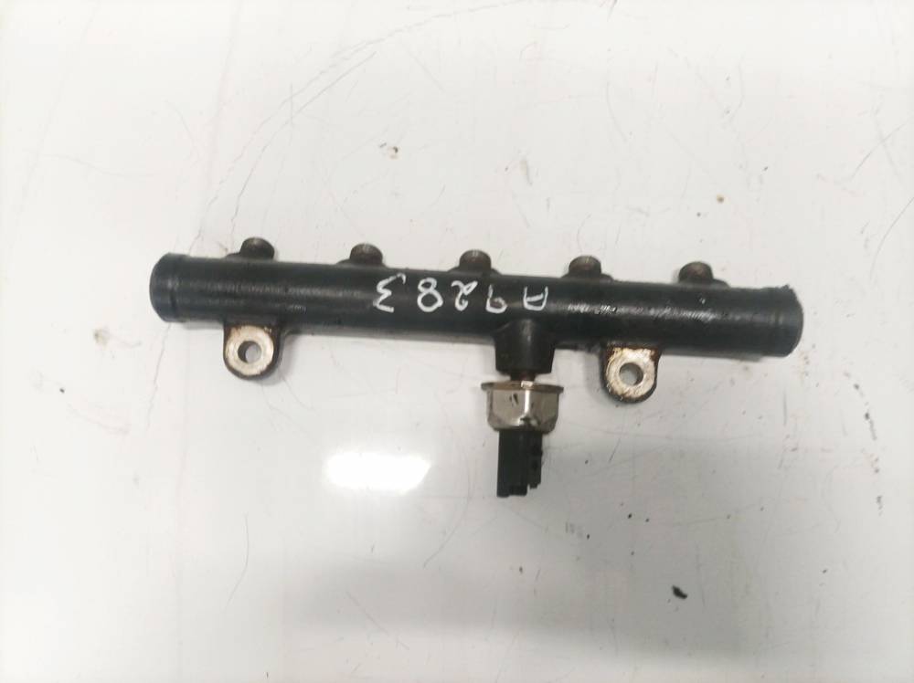 9681649580 Ford Kuga 2008 Kuro magistrale