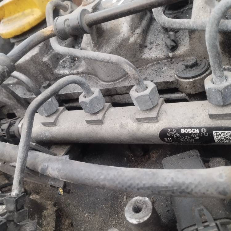 0445214106 Chevrolet Captiva 2006 RAMPE INJECTION