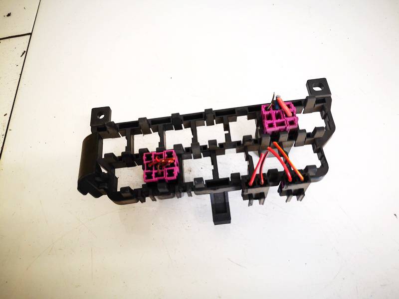 8D0937503E Volkswagen Golf 1999 Fuse box