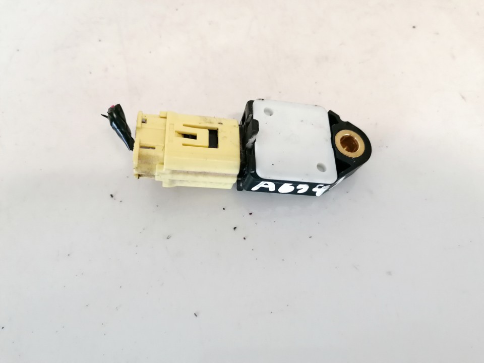898310D010 Toyota Yaris 2006 Srs Airbag crash sensor