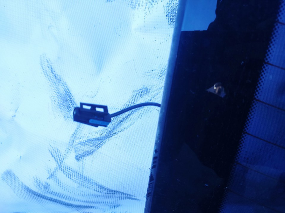 BMW 3-Series 2006 Window - REAR - Thumbnail 3