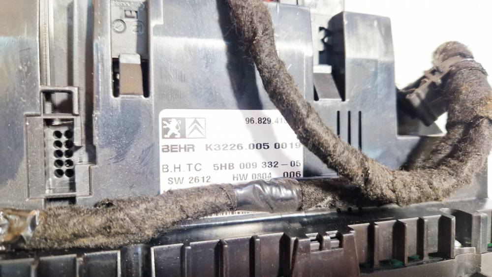 96829415 Citroen C5 2009 Climate Control Panel (heater control switches) - Thumbnail 2